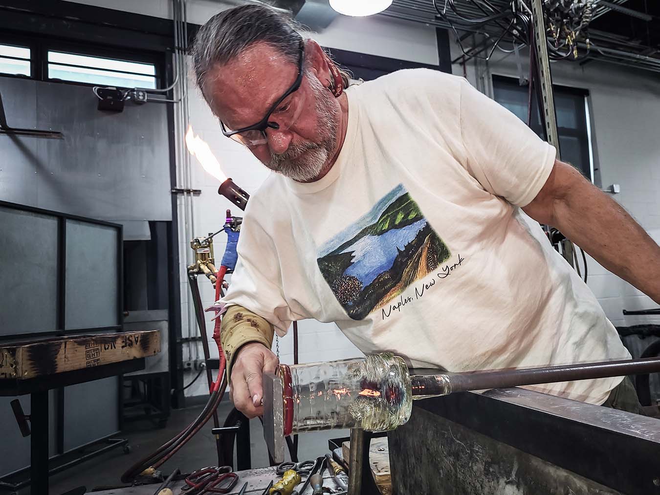 Kurt Carlson glassmaker